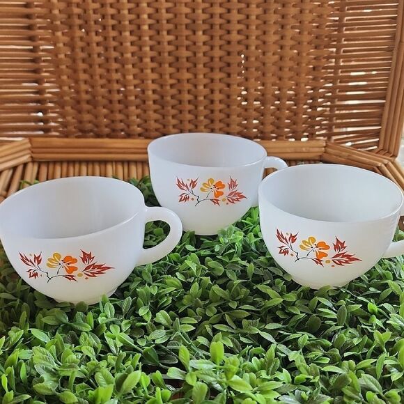 Set Of 3 Vintage MCM Federal Milk Glass Blossom Fall Cups - Picture 2 of 7